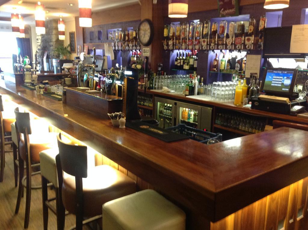 The Corralea Court Hotell Tuam Eksteriør bilde