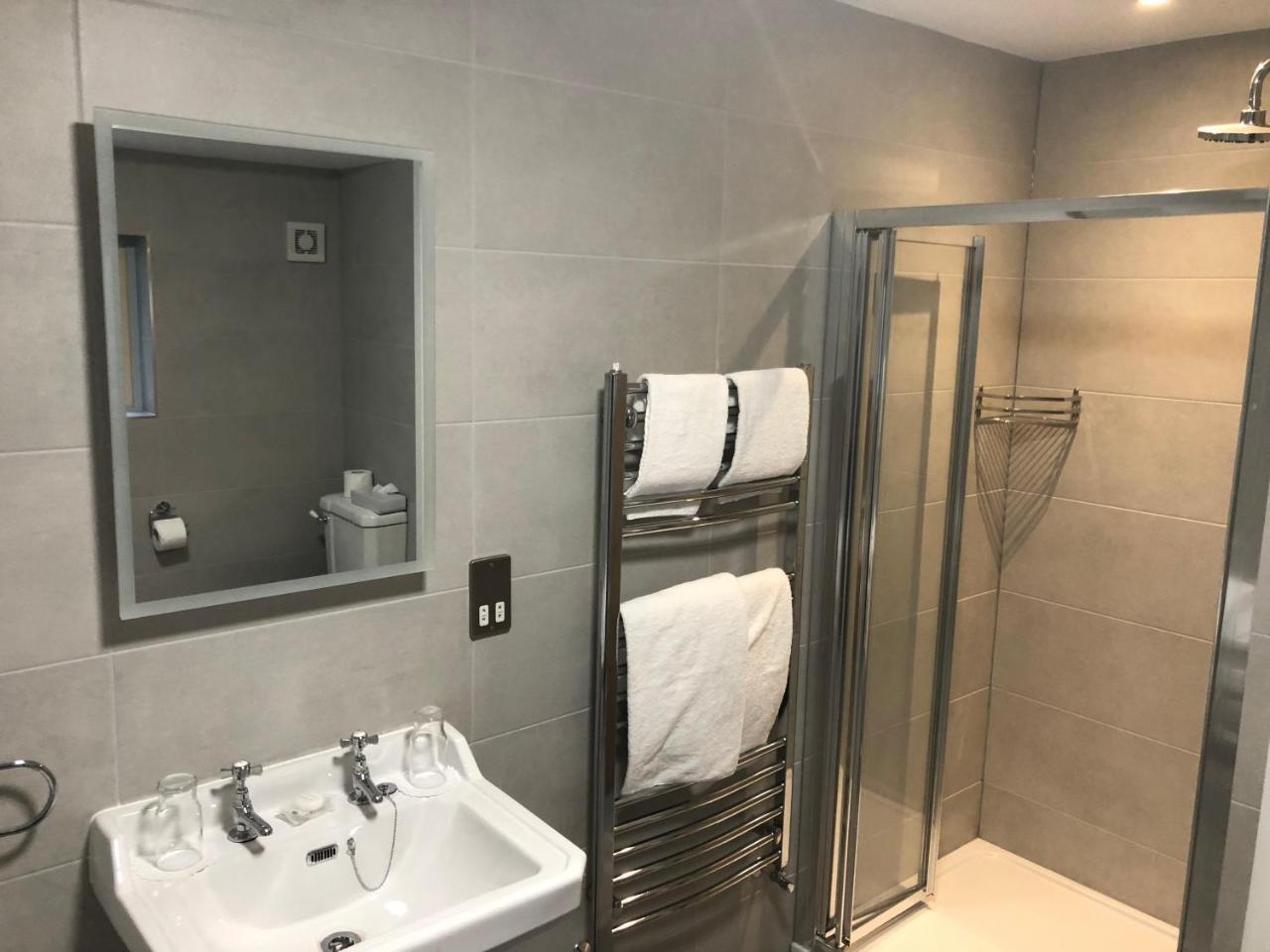 The Corralea Court Hotell Tuam Eksteriør bilde